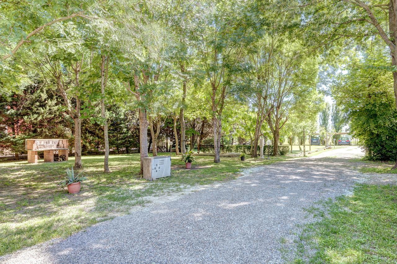 גאטאו א מארה Agriturismo I Portici מראה חיצוני תמונה